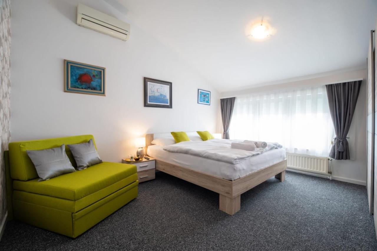 Four Roses Bed & Breakfast Zagreb Exterior foto