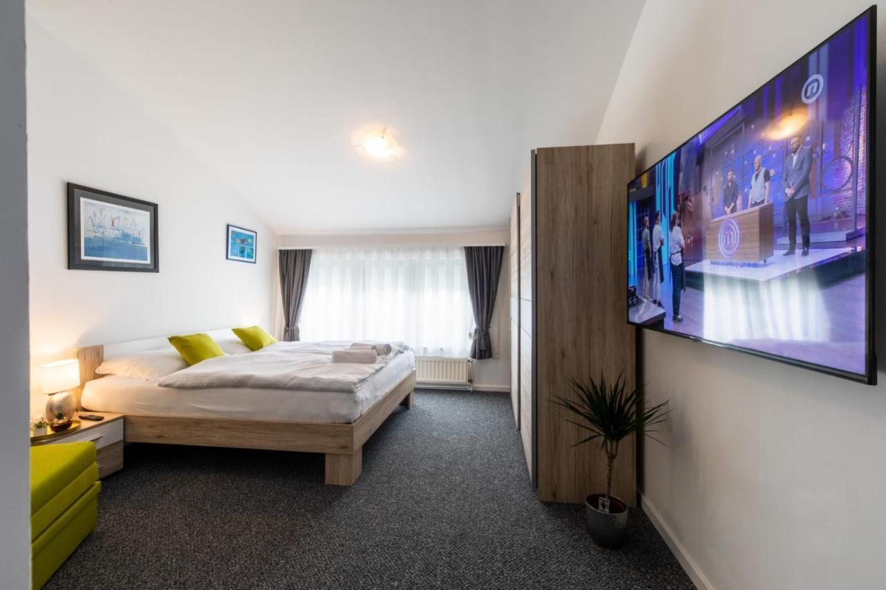 Four Roses Bed & Breakfast Zagreb Exterior foto