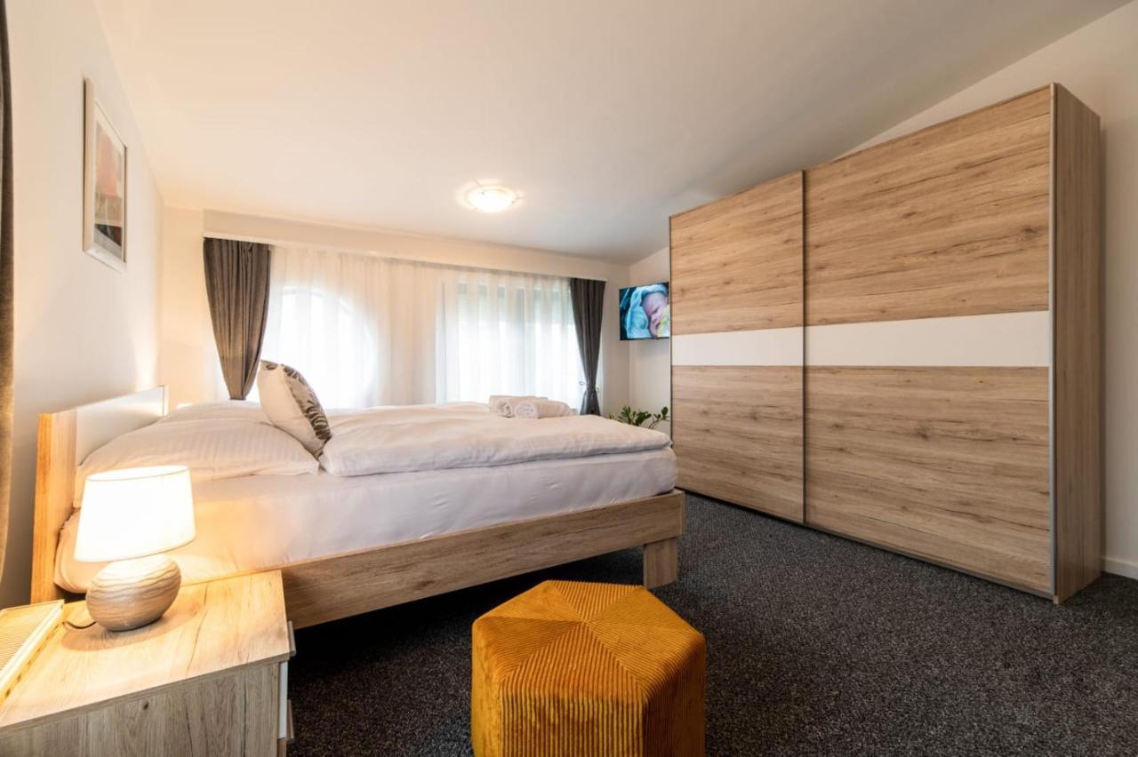Four Roses Bed & Breakfast Zagreb Exterior foto